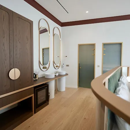 Miravita Boutique - Adults Only *